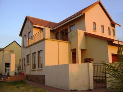 4 Bedroom House for Sale and to Rent For Sale in Brookelands Lifestyle Estate - Home Sell - MR50116