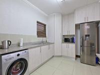 Kitchen - 12 square meters of property in Crowthorne AH