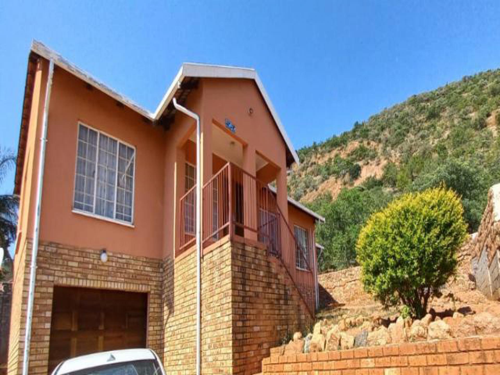 Front View of property in Tlhabane West