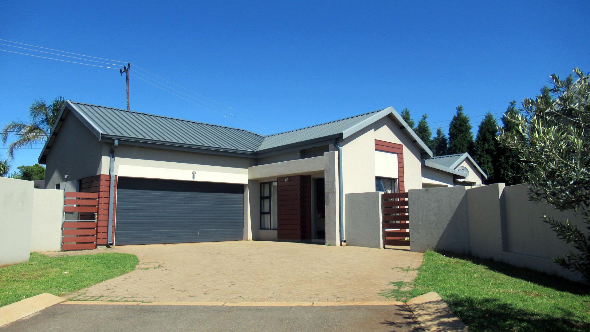 Front View of property in Celtisdal