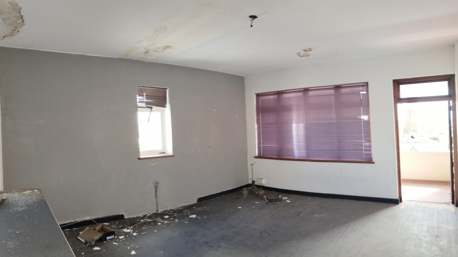 Lounges of property in Port Elizabeth Central