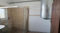 Bathroom 1 of property in Port Elizabeth Central