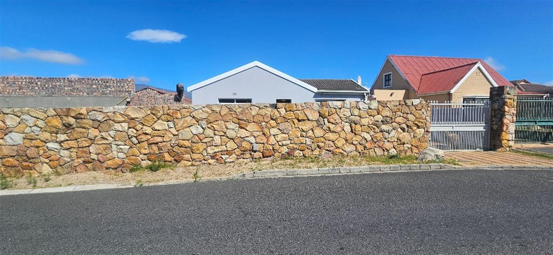 Front View of property in Constantia CPT