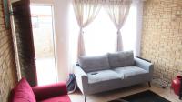Lounges - 11 square meters of property in Finsbury