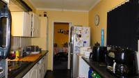 Kitchen - 9 square meters of property in Wierdapark