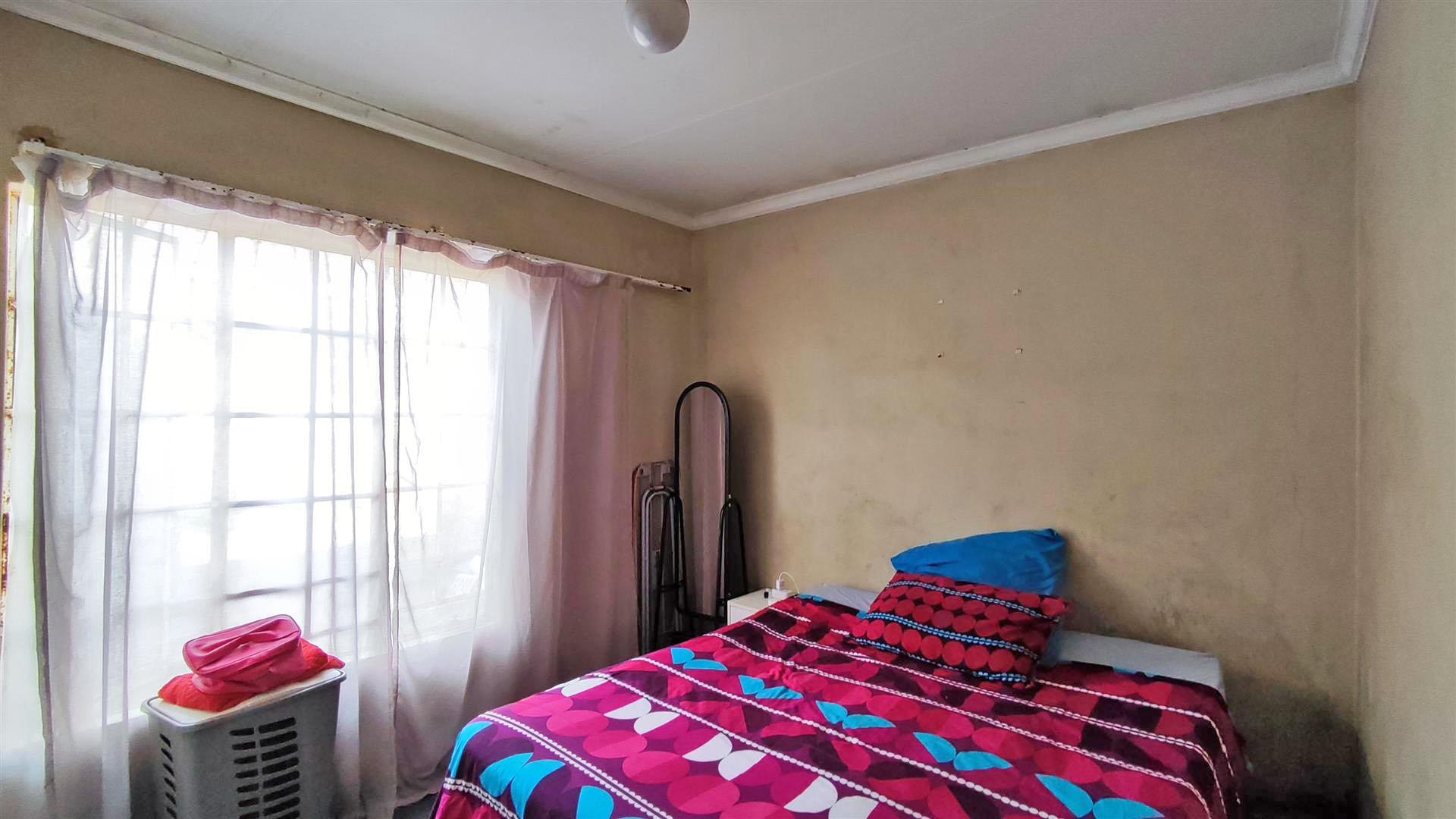 Bed Room 2 - 12 square meters of property in Selcourt