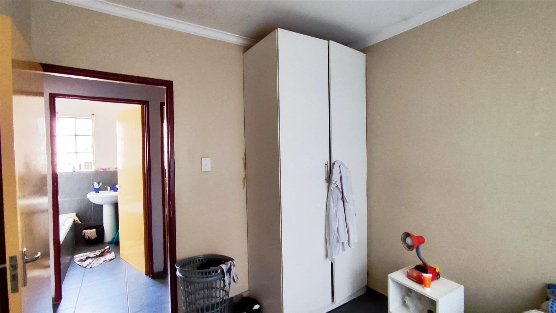 Bed Room 3 - 9 square meters of property in Selcourt