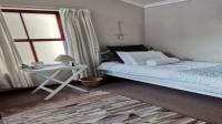 Bed Room 1 - 17 square meters of property in Hermanus