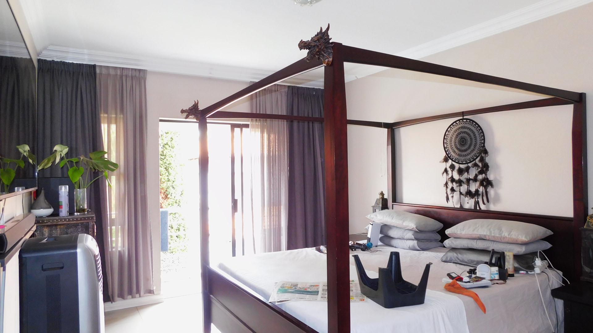 Main Bedroom - 34 square meters of property in Montana