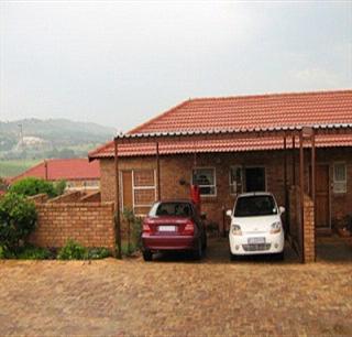 2 Bedroom Simplex to Rent in Wilgeheuwel  - Property to rent - MR50297