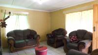 Lounges - 19 square meters of property in Westgate