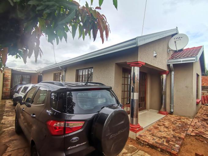 3 Bedroom House for Sale For Sale in Atteridgeville - MR503133