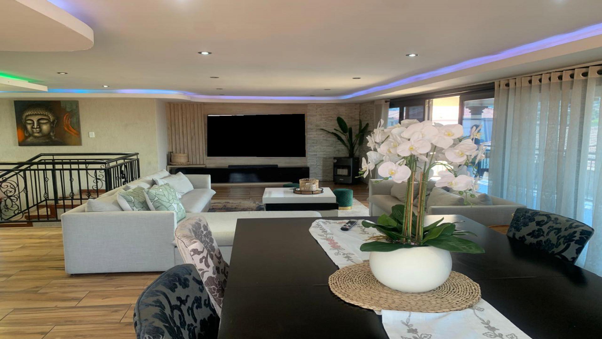 Dining Room of property in Naturena