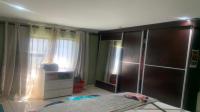 Bed Room 1 of property in Naturena