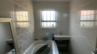 Bathroom 1 of property in Naturena