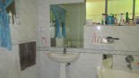 Main Bathroom of property in Mtubatuba