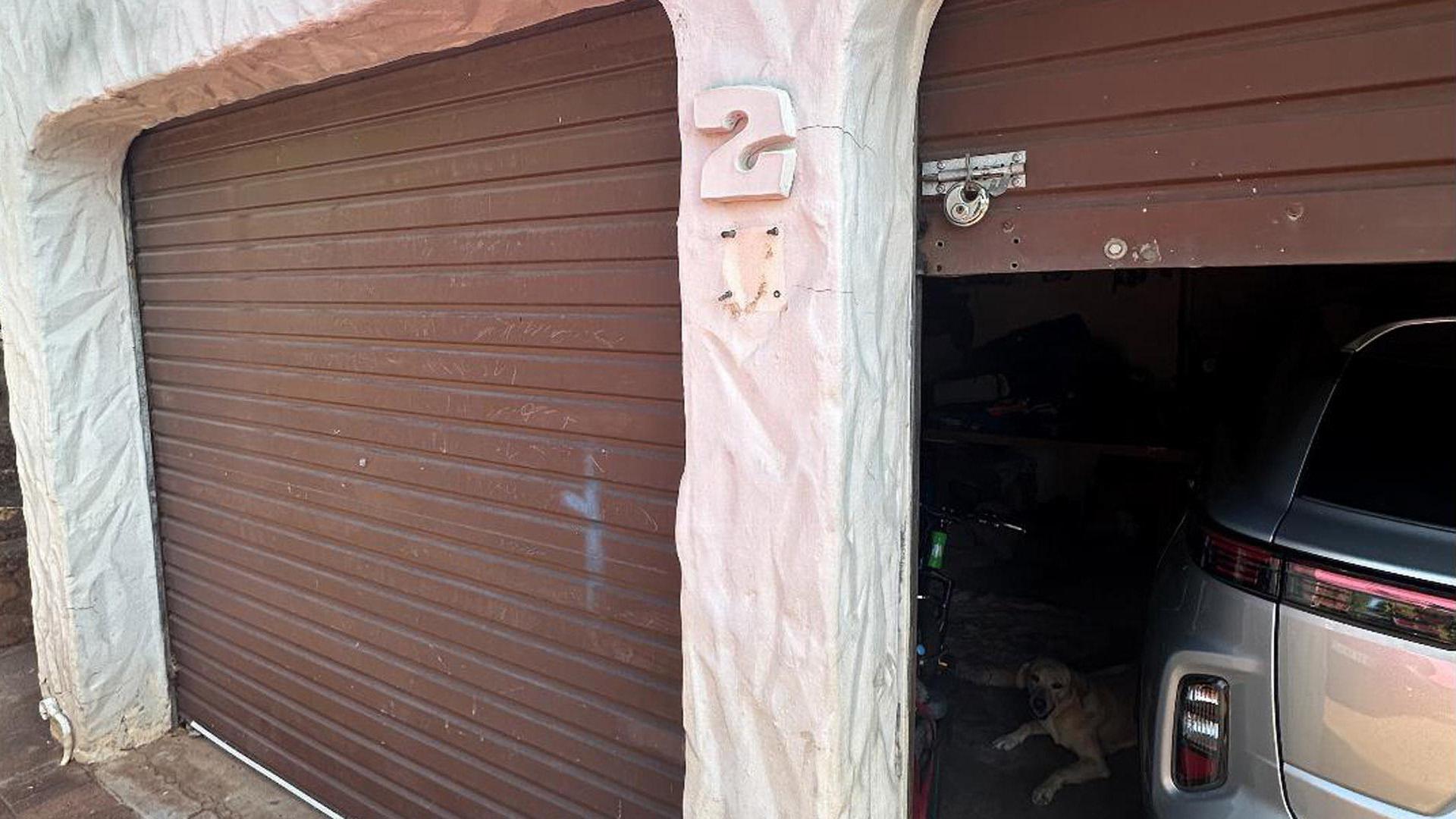 Garage of property in Glen Hills (Stanger)