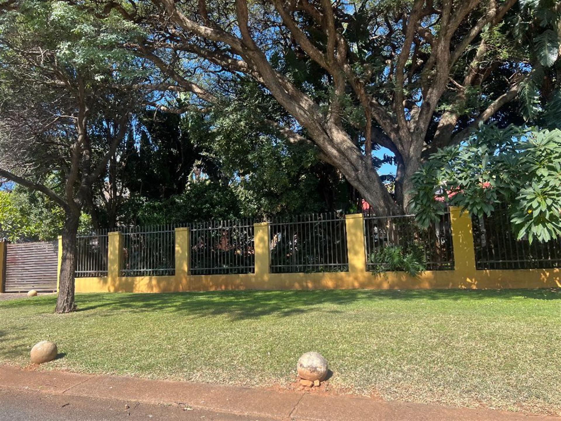 Front View of property in Florauna