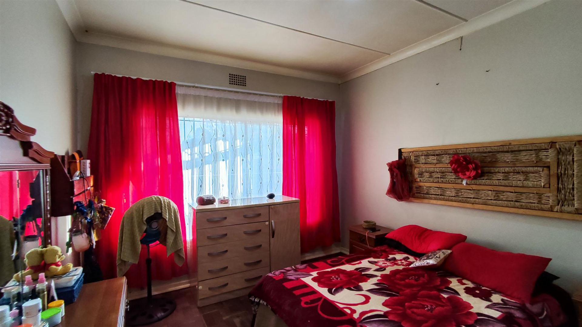 Bed Room 3 - 17 square meters of property in Selcourt