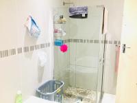 Bathroom 2 of property in Selcourt