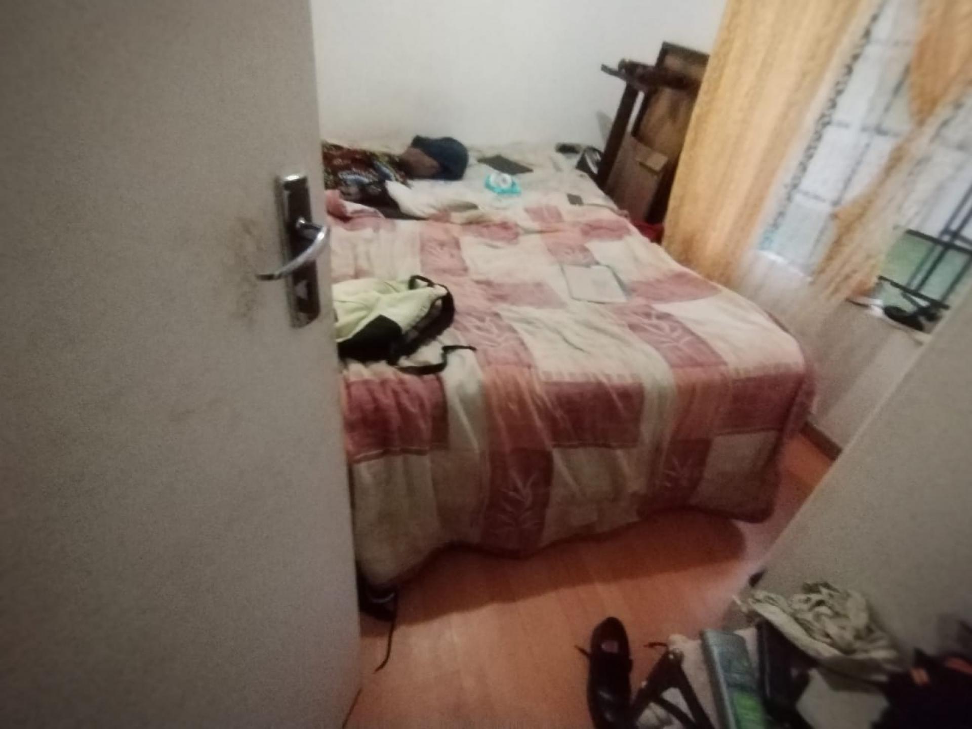 Bed Room 2 - 11 square meters of property in Roodepoort