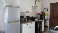 Kitchen - 6 square meters of property in Roodepoort