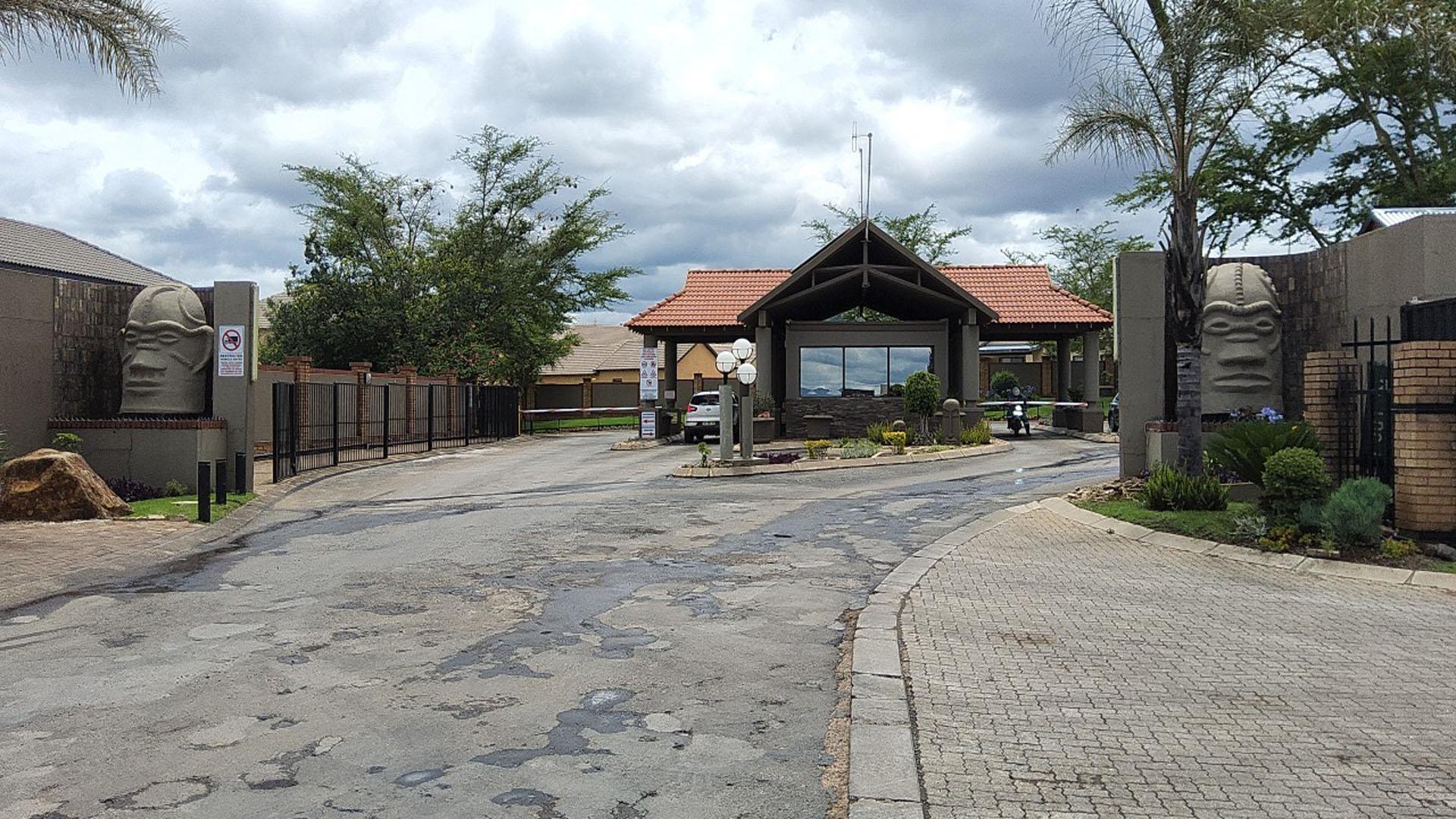 Front View of property in Lydenburg