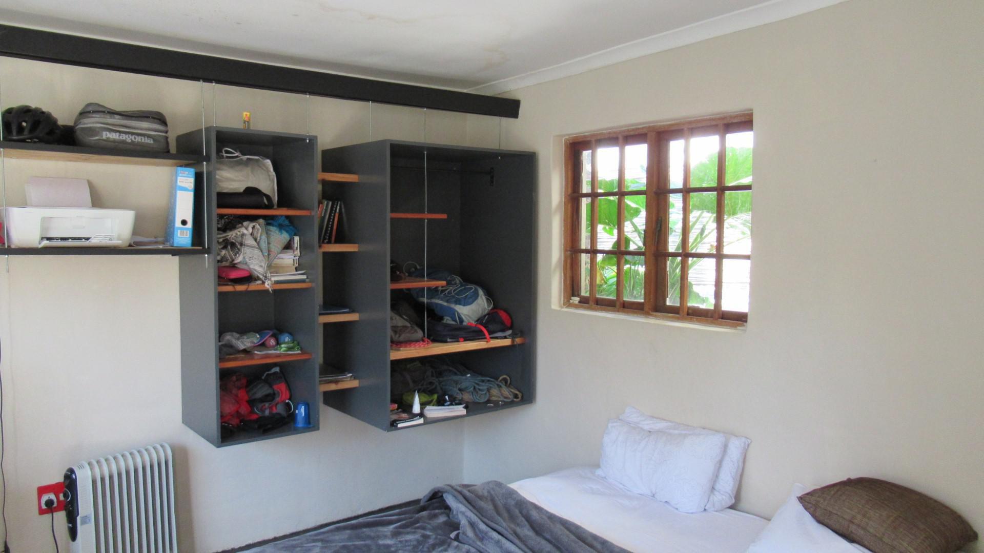 Bed Room 1 - 12 square meters of property in Melville