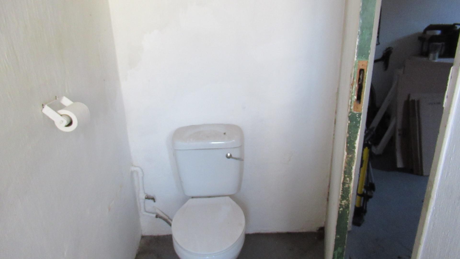 Bathroom 3+ of property in Melville