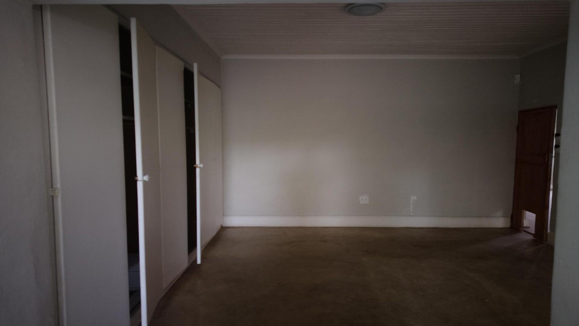 Flatlet of property in Melville