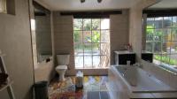 Bathroom 2 - 4 square meters of property in Melville