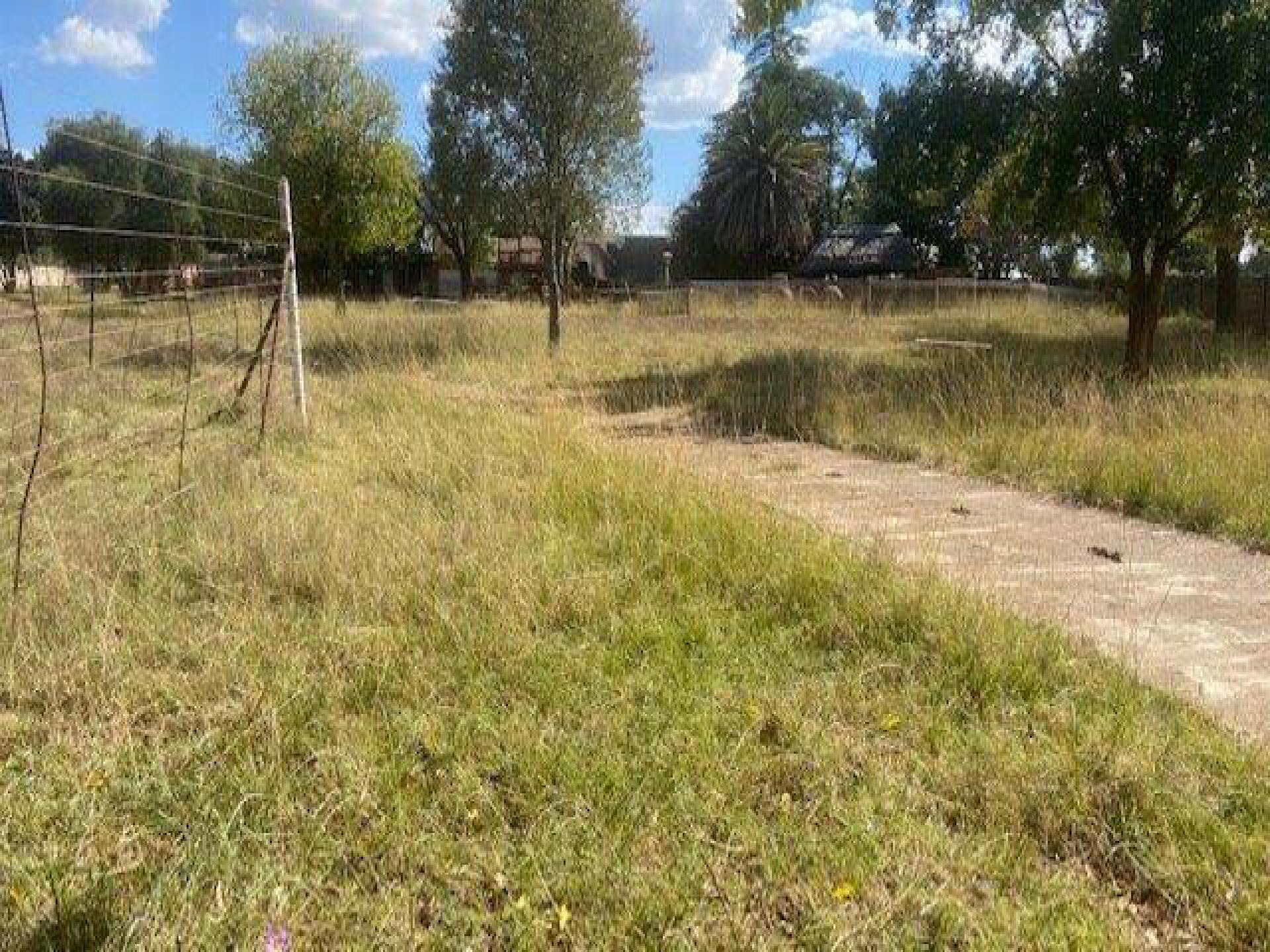 Front View of property in Waters Edge AH