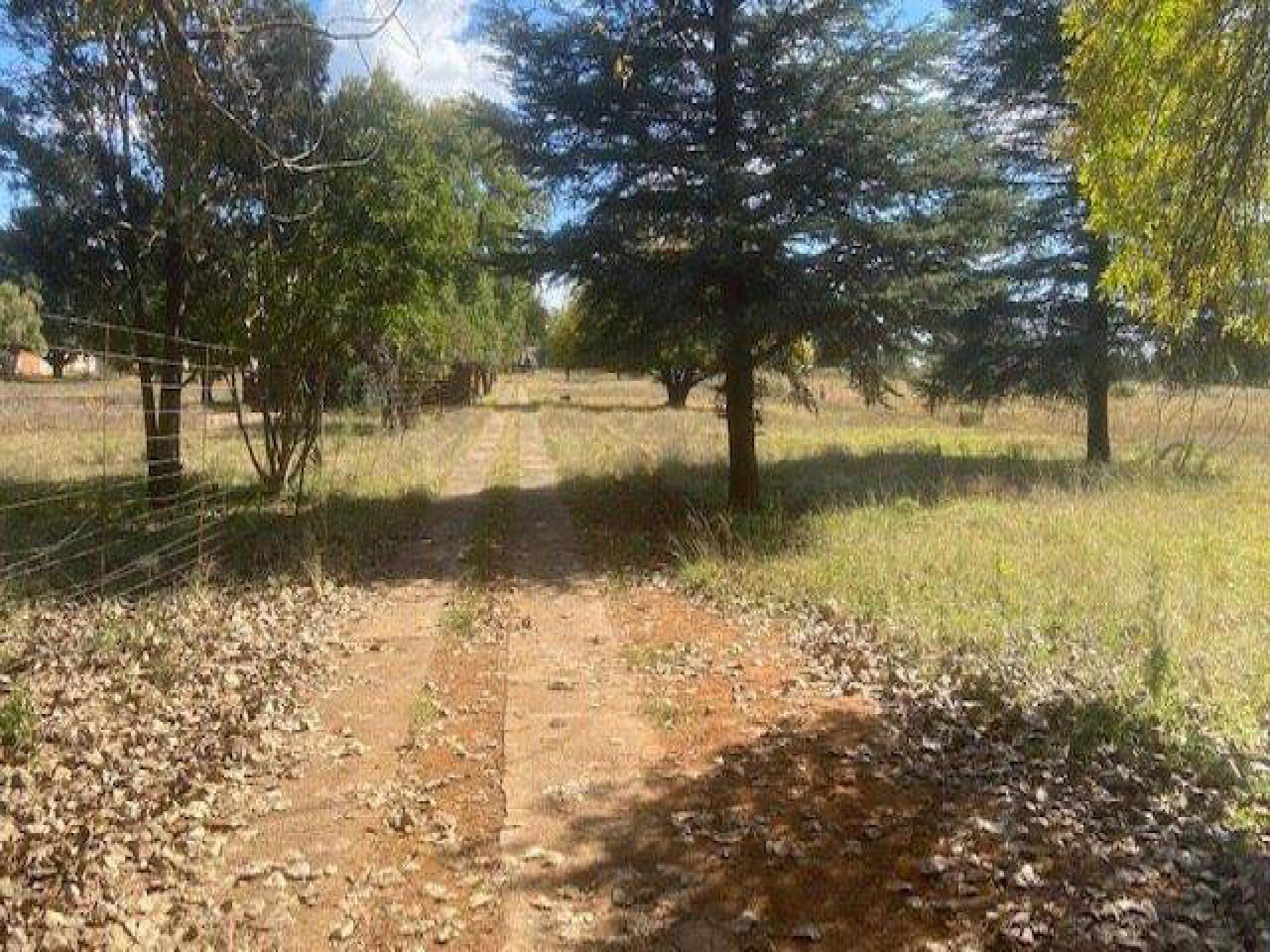 Front View of property in Waters Edge AH