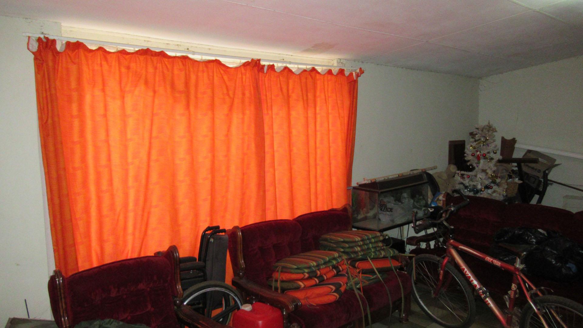 TV Room - 35 square meters of property in Waters Edge AH