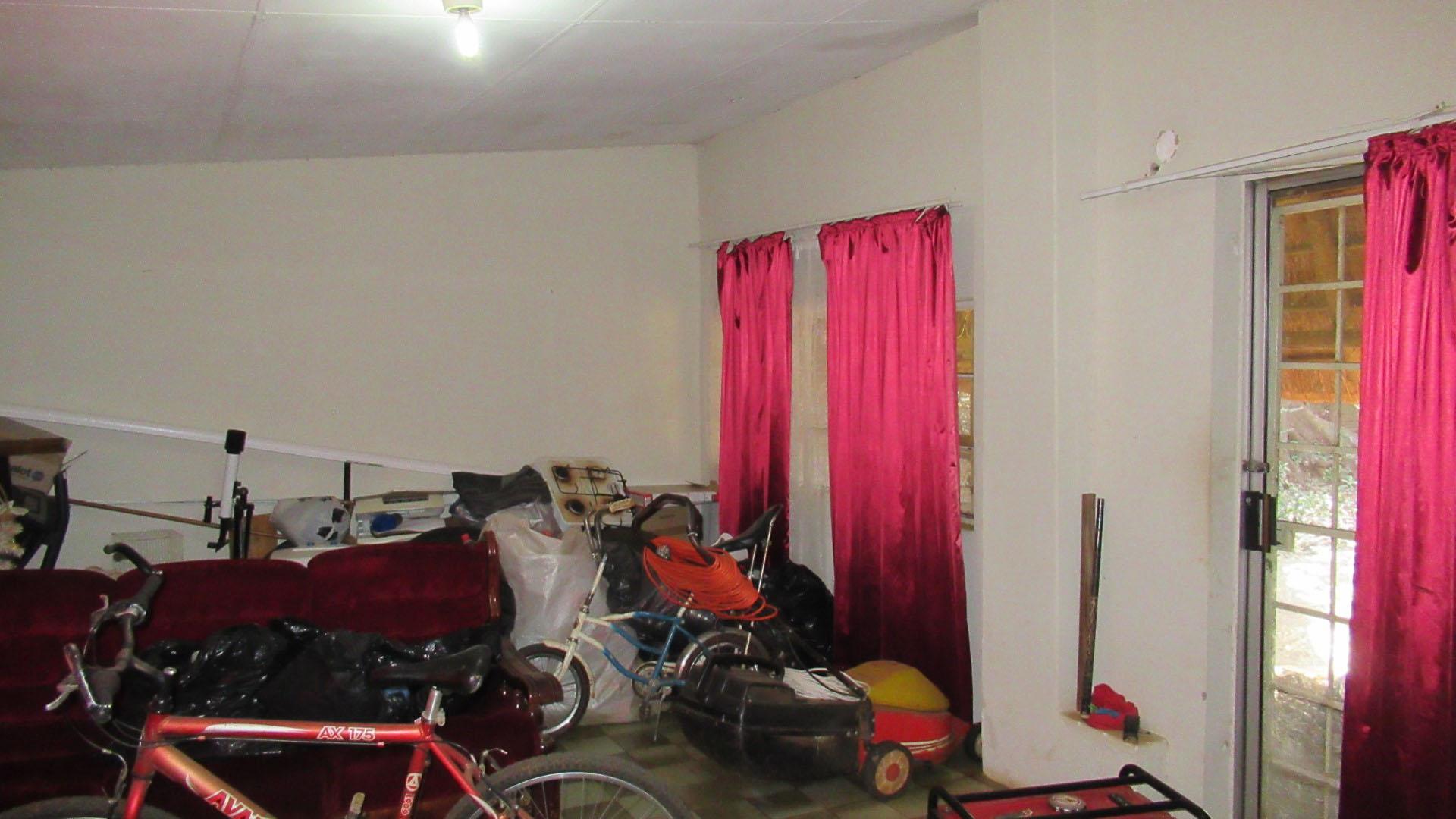 TV Room - 35 square meters of property in Waters Edge AH