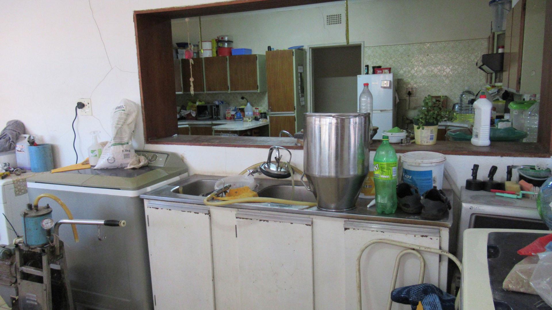 Rooms - 30 square meters of property in Waters Edge AH