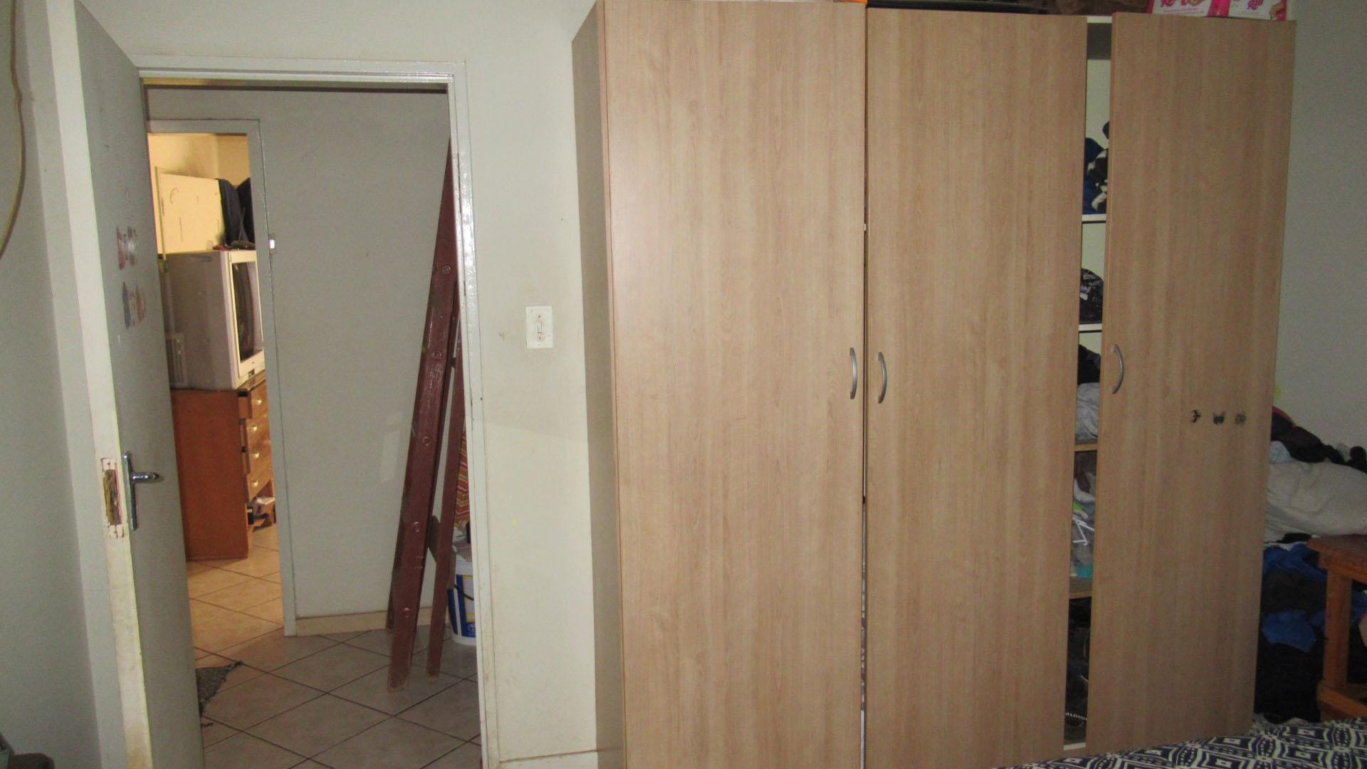 Bed Room 1 - 17 square meters of property in Waters Edge AH