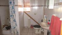 Main Bathroom - 9 square meters of property in Waters Edge AH