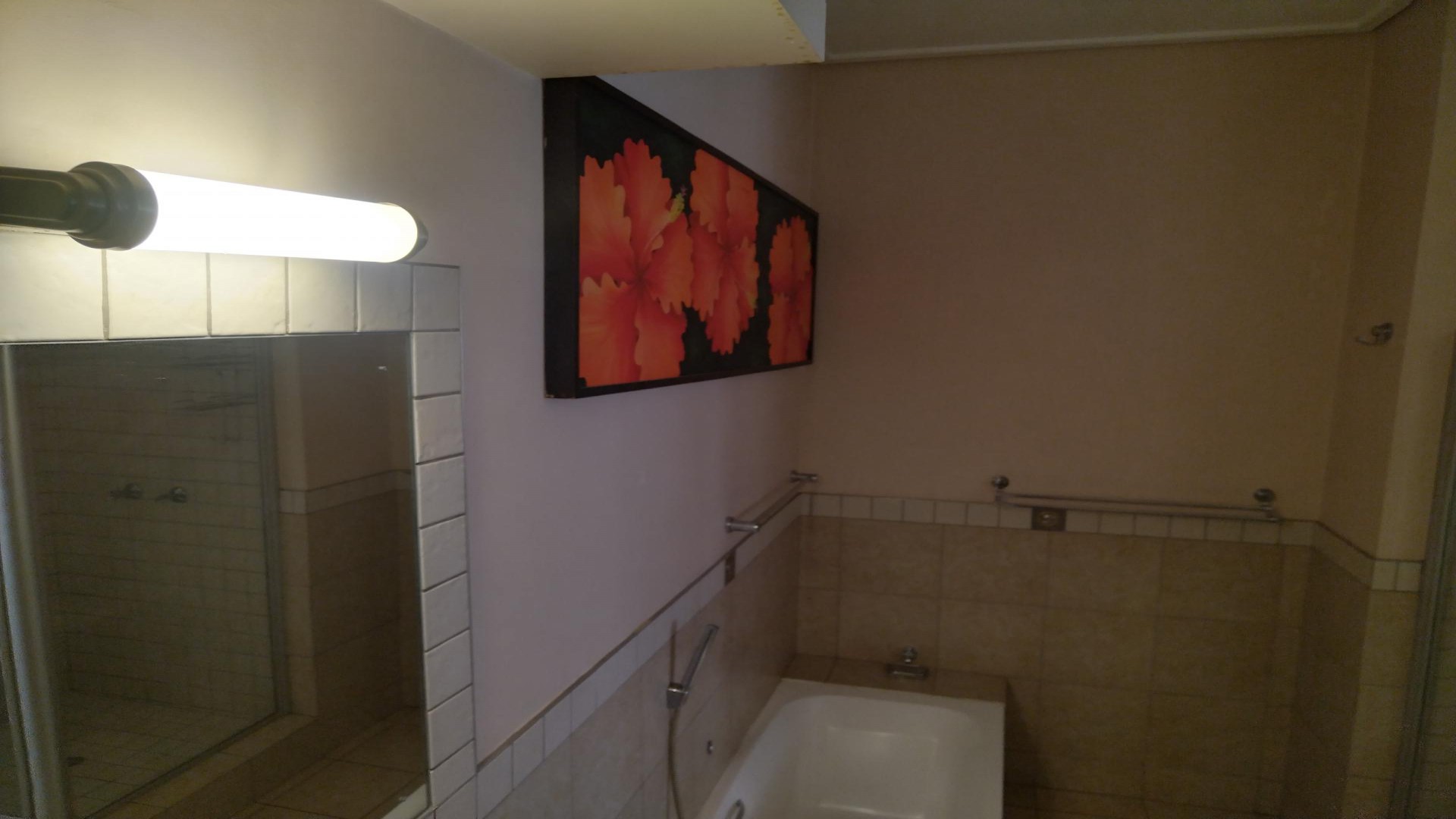 Bathroom 1 of property in Marshallstown