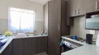 Kitchen - 10 square meters of property in Willow Glen