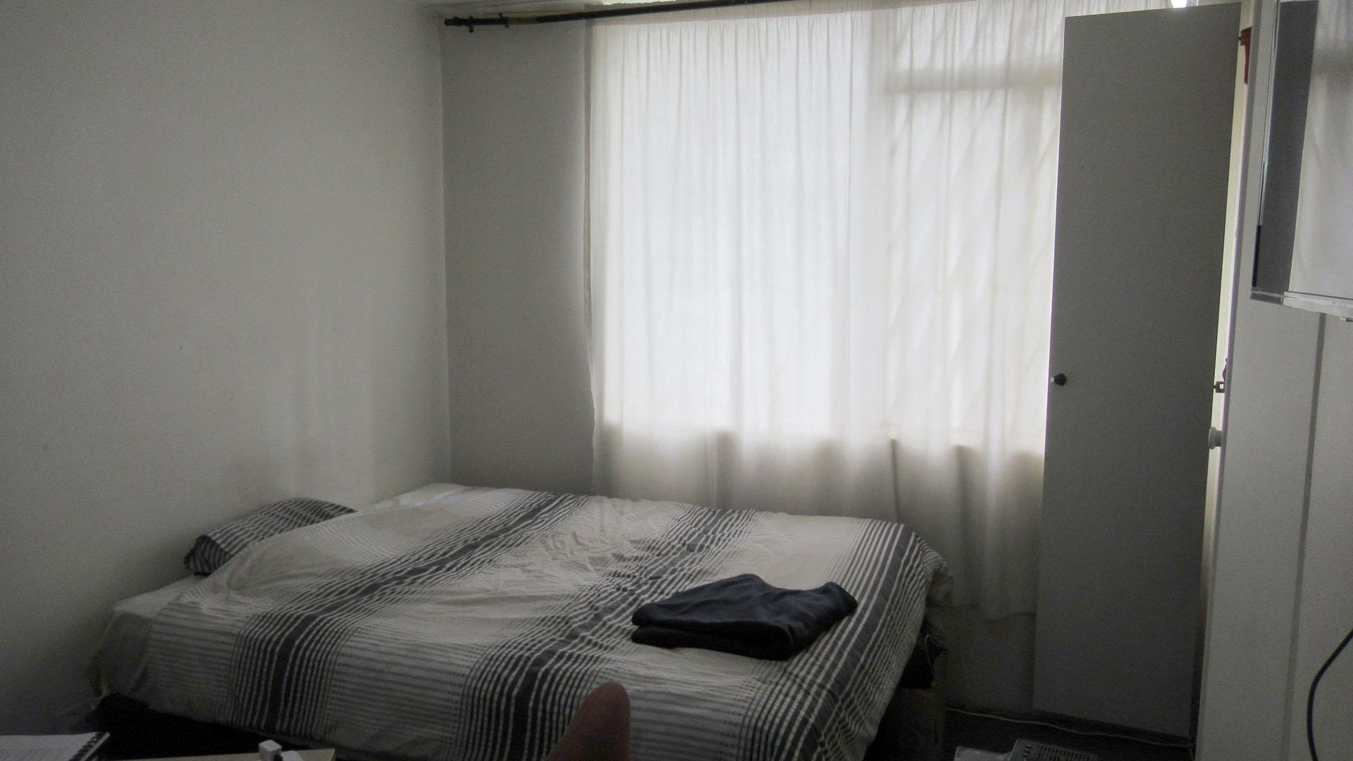 Bed Room 1 - 14 square meters of property in Florida Park