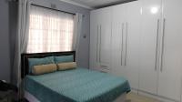 Bed Room 1 - 14 square meters of property in Kharwastan