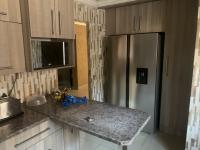 Kitchen - 13 square meters of property in Soshanguve East