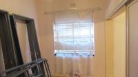 Dining Room - 12 square meters of property in Bezuidenhout Valley