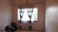 Bed Room 1 - 20 square meters of property in Bezuidenhout Valley