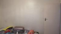 Bed Room 2 - 16 square meters of property in Bezuidenhout Valley