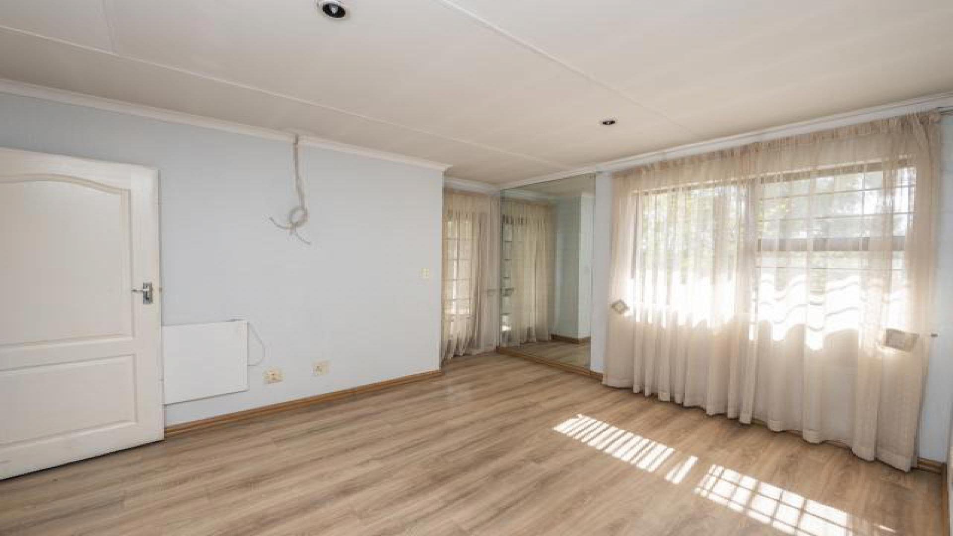 Bed Room 2 - 16 square meters of property in Ridgeway