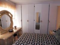Main Bedroom - 22 square meters of property in Brakpan