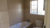 Main Bathroom - 5 square meters of property in Bergsig - Heidelberg