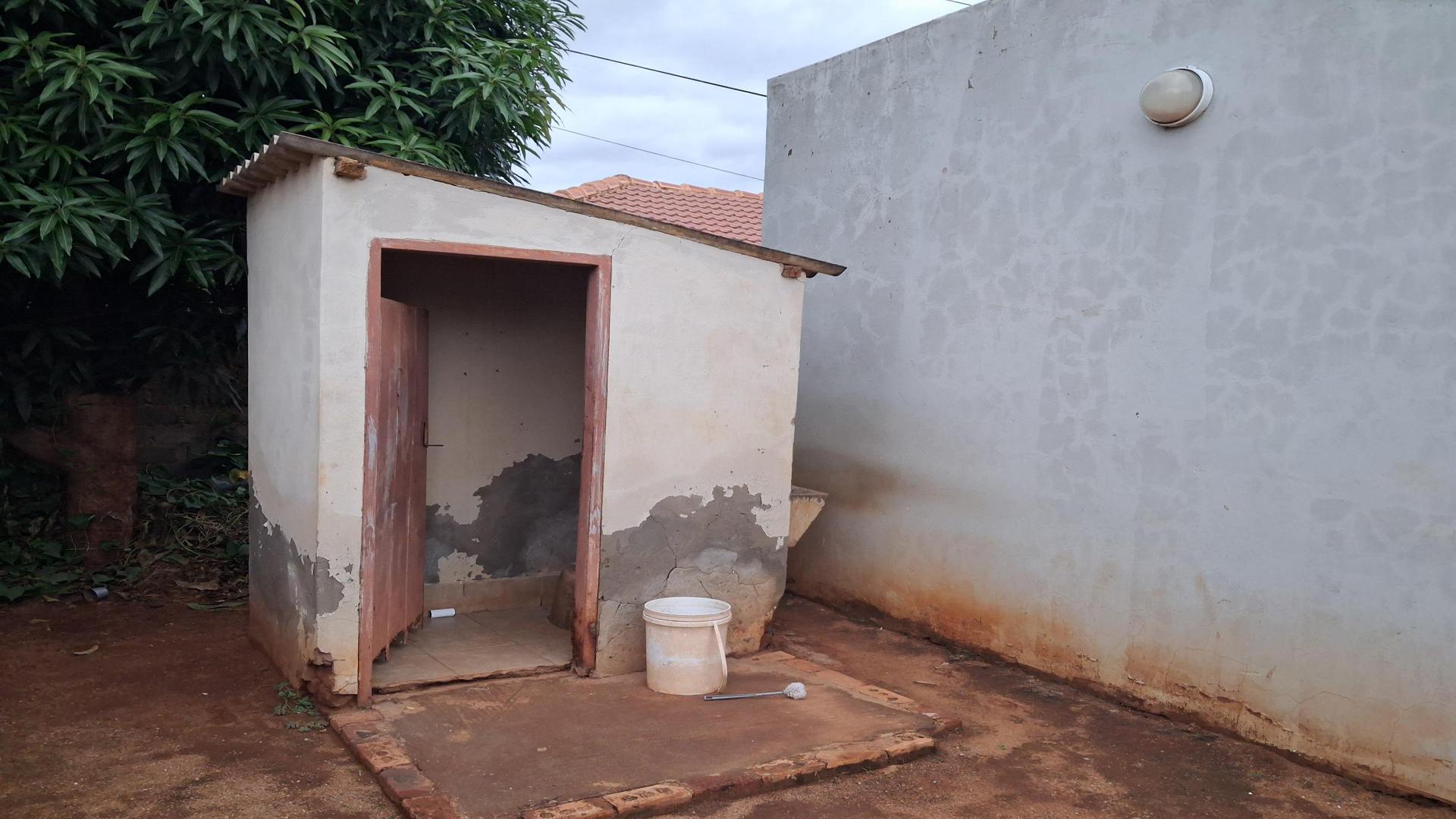 Spaces of property in Mahwelereng